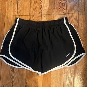 Nike Dri-Fit Black Tempo Running Shorts Women’s L